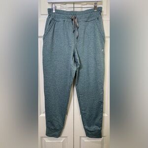 Apana Fireside knit joggers. Size Medium. EUC